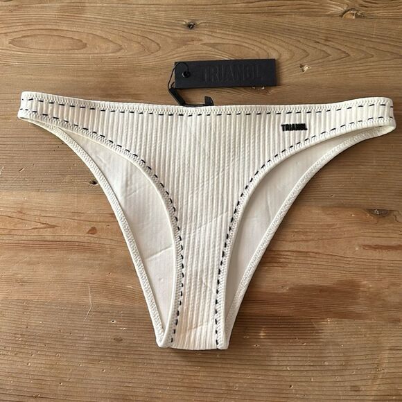 TRIANGL BOTTOM ONLY CHEEKY Lights out Galaxy NO BAG NEW WITH TAG - Picture 5 of 7